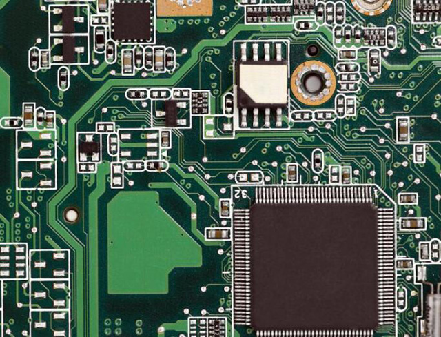 回收 Microchip FPGA：回收 PolarFire? 中端 FPGA、SoC FPGA、IGLOO?2 低密度 FPGA